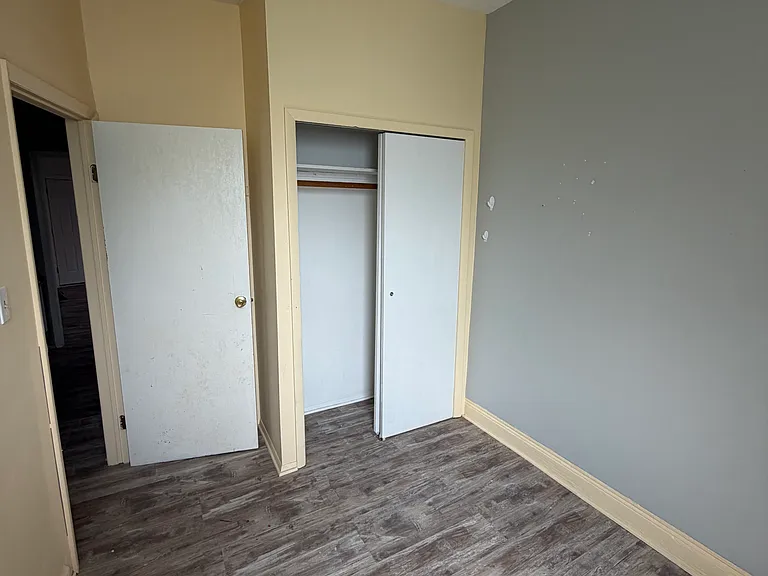 43-10 25th Ave #3L — Photo 5