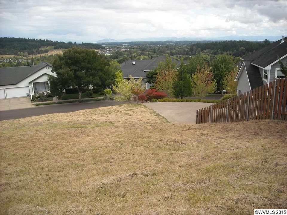 1st image of 4037 NW Boxwood Dr