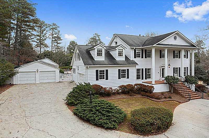 1st image of 1372 Timberland Dr SE
