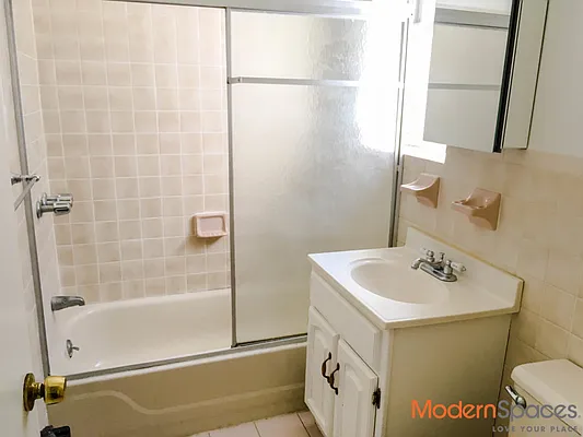 Rented by Modern Spaces | media 7