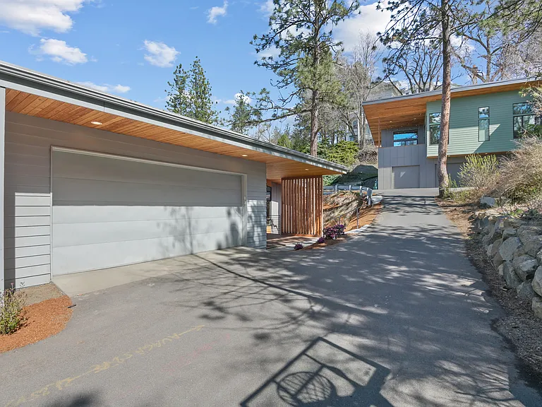 2336 W 1st Ave — Photo 22