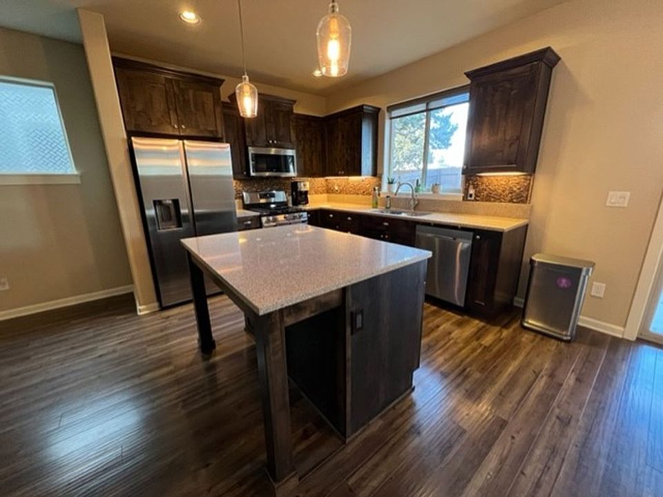 61253 SE Brock Ln Bend OR Zillow