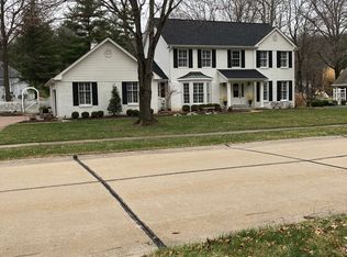 16256 Lone Cabin Dr, Wildwood, MO 63005