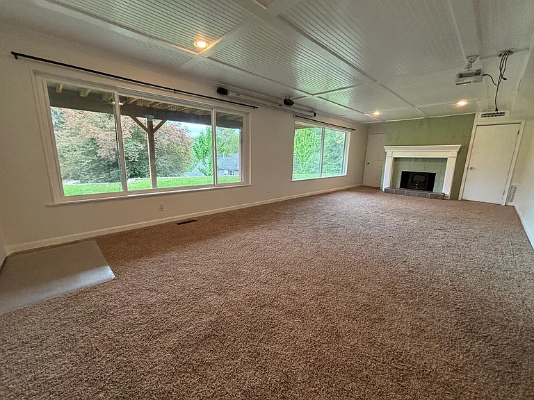 4502 E Bay Dr NW #B — Photo 2