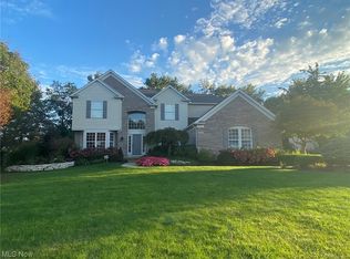 35149 Emory Dr, Avon, OH 44011