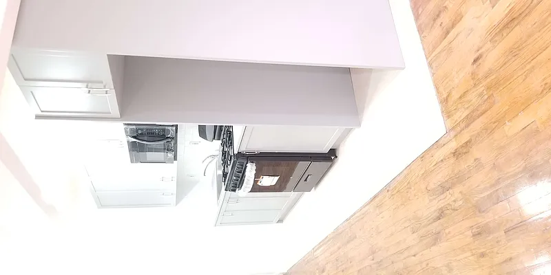 Rented by City Express Realty & Management Corp | media 29