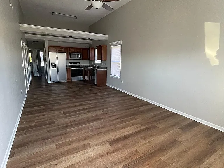 122 SE 145th Rd #B — Photo 4