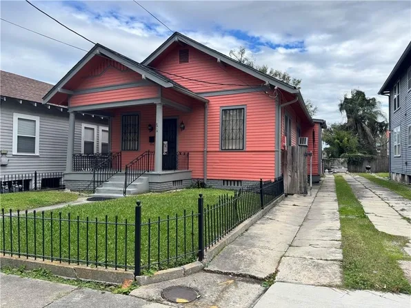 2919 Pine St, New Orleans, LA 70125