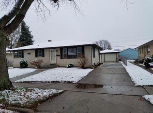 2021 87th Pl, Kenosha, WI 53143