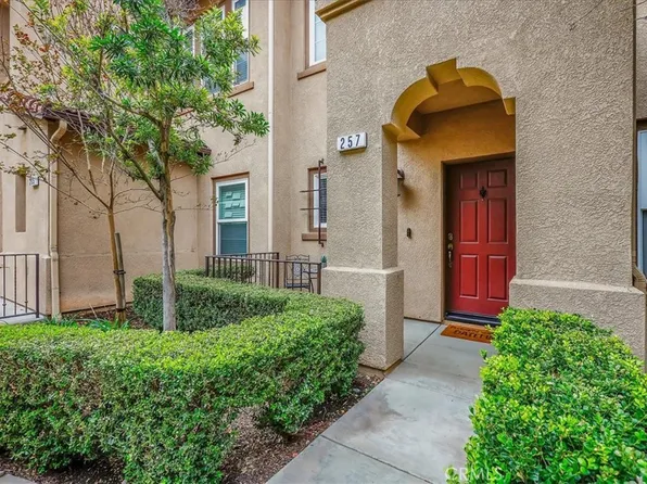 257 E Santa Fe Ct #7, Placentia, CA 92870
