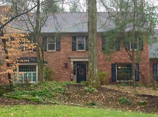 312 Wildberry Rd, Pittsburgh, PA 15238