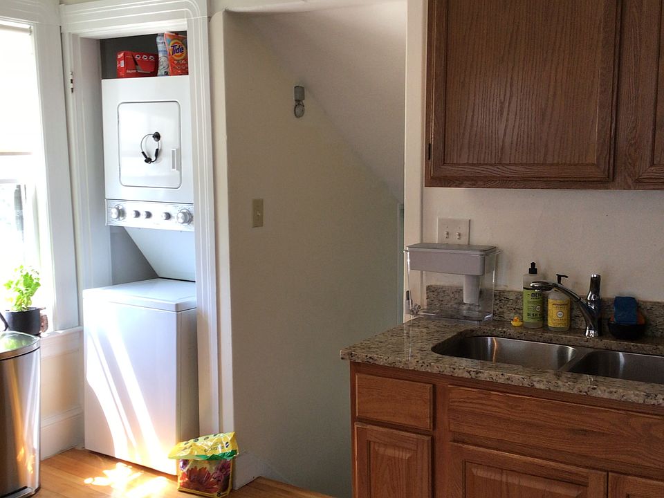 1st image of 110 King St
