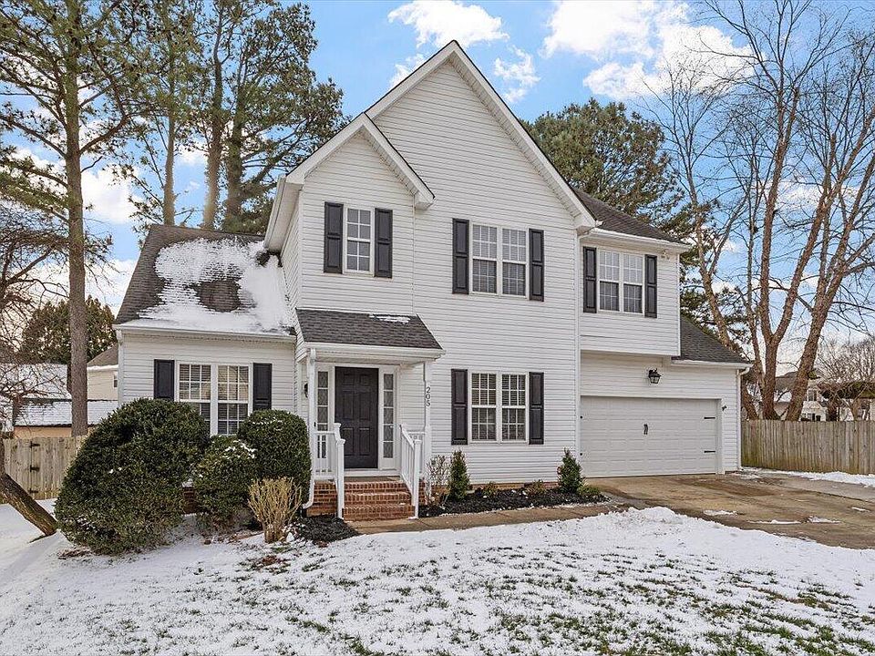 1st image of 205 Capello Ct
