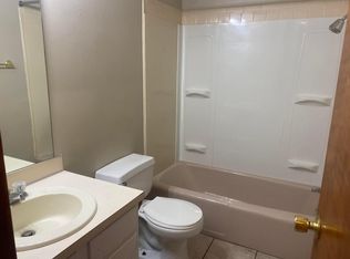 600 Riley St APT 2, Holland, MI 49424