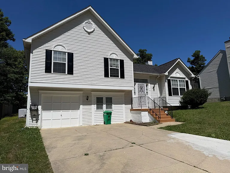 7211 Mount Forest Ter — Photo 2
