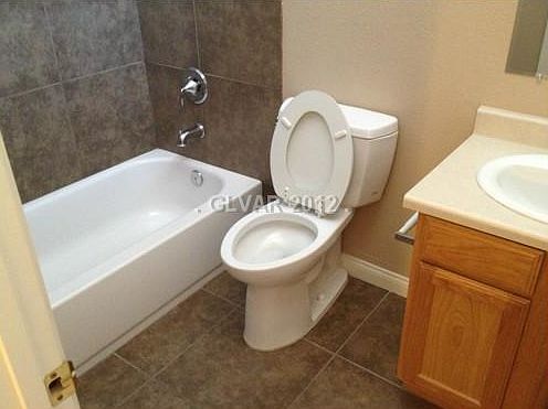 4th image of 5248 Greene Ln APT A