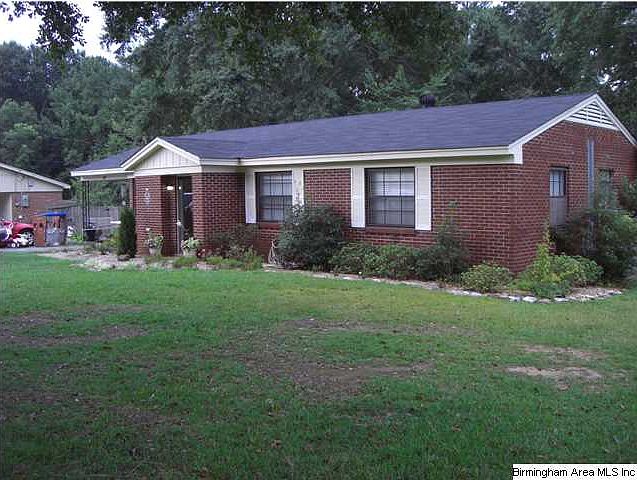 1st image of 998 Forest Hills Dr