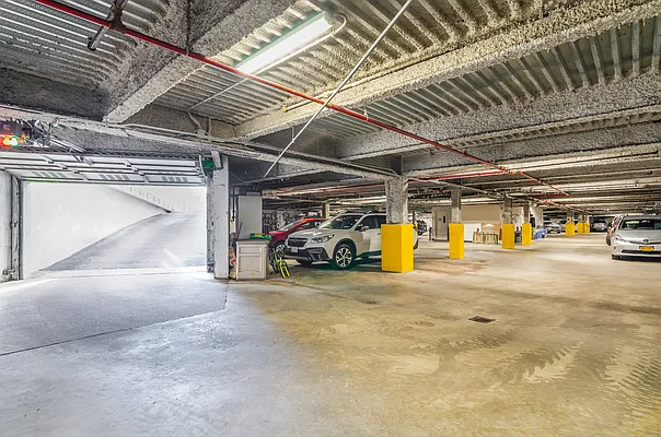 Sold by Compass | media 18