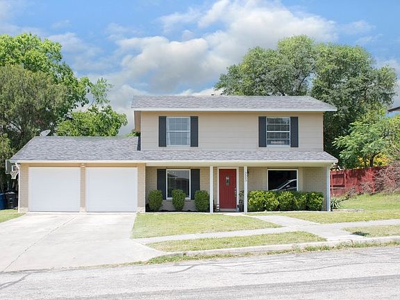 2nd image of 3523 Crestmont Dr