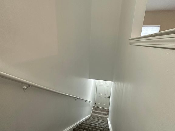 3rd image of 14412 Vauxhall Dr