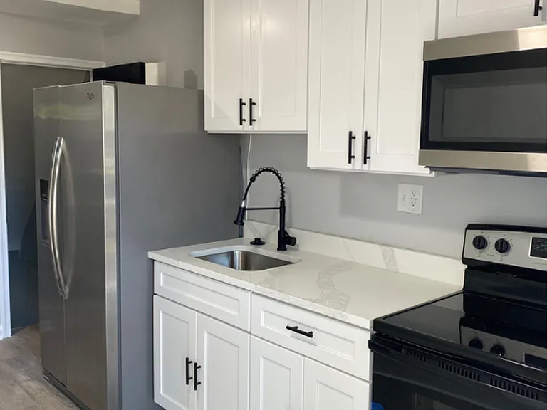 1212 Sherwood Ave #C-700 — Photo 4