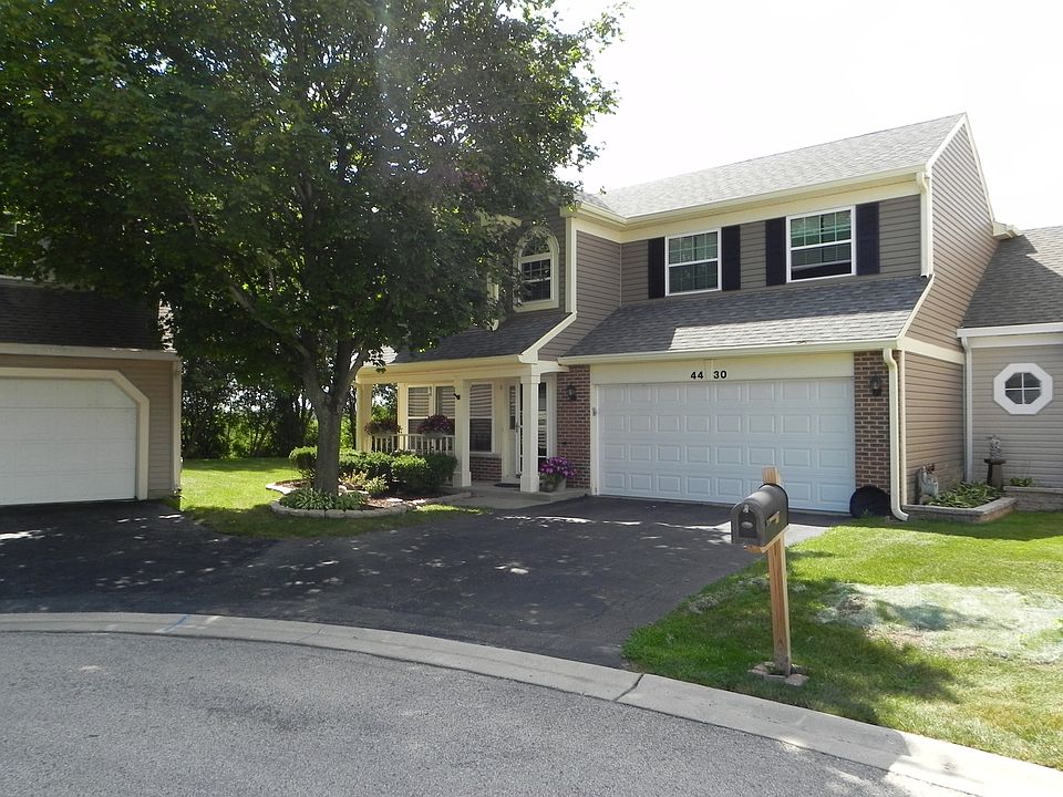 1st image of 4430 Larkspur Ln