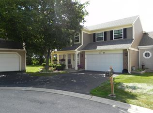 4430 Larkspur Ln, Lake In The Hills, IL 60156