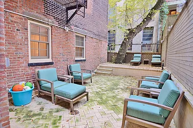 Rented by Park Property Advisors