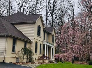 346 Ramblewood Dr, Saylorsburg, PA 18353