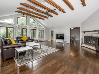 100 Deerfield Ln N, Pleasantville, NY, 10570