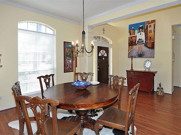 4th image of 5219 Walnut Peak Ct