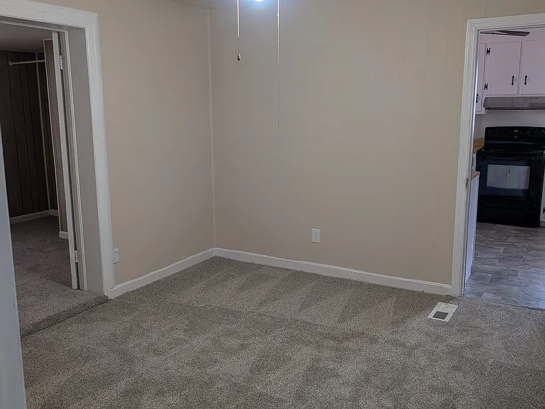 5216 Redwood Dr — Photo 10