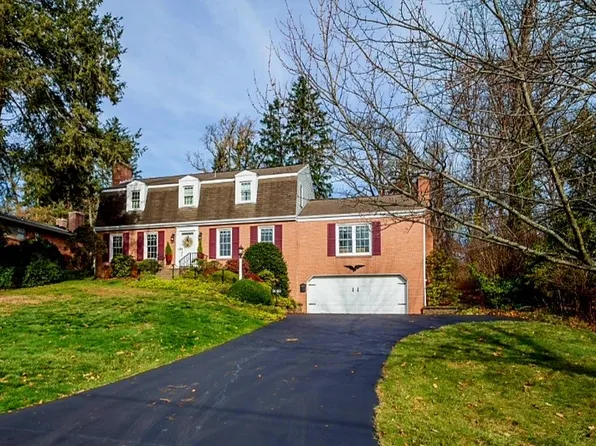 3228 Kennebec Rd, Pittsburgh, PA 15241
