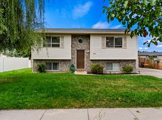 863 S 300 W, Logan, UT 84321