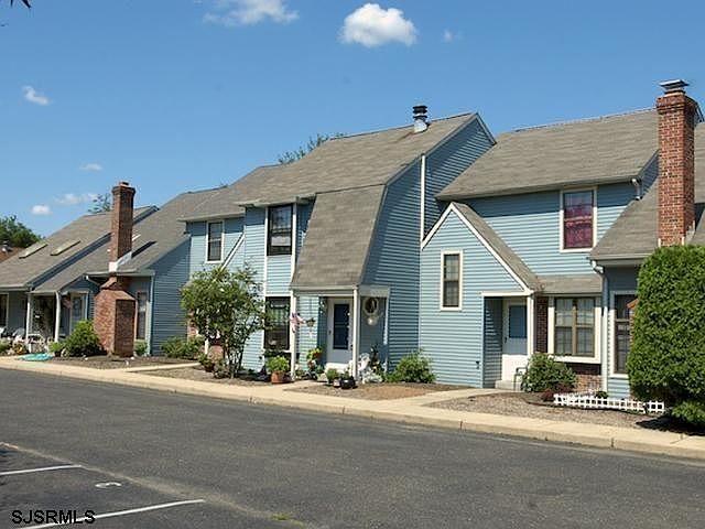 2nd image of 1201 S Main St