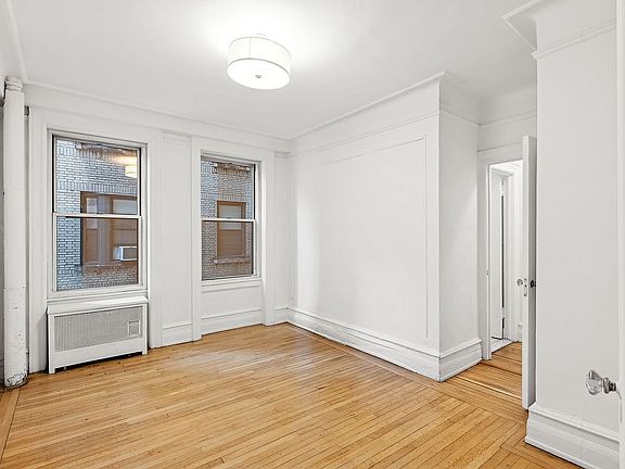 3rd image of 215 W 91st St APT 43