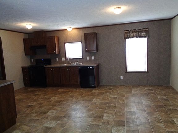 5th image of 2601 Lexington Dr