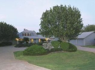4 Smith St, Brazoria, TX 77422