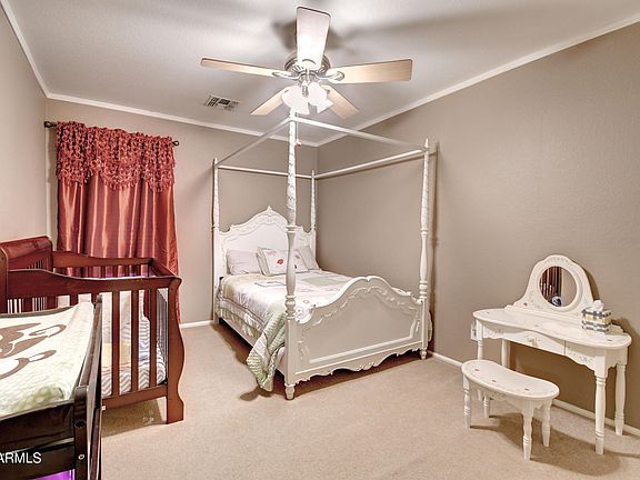 4th image of 9577 W SELDON Lane