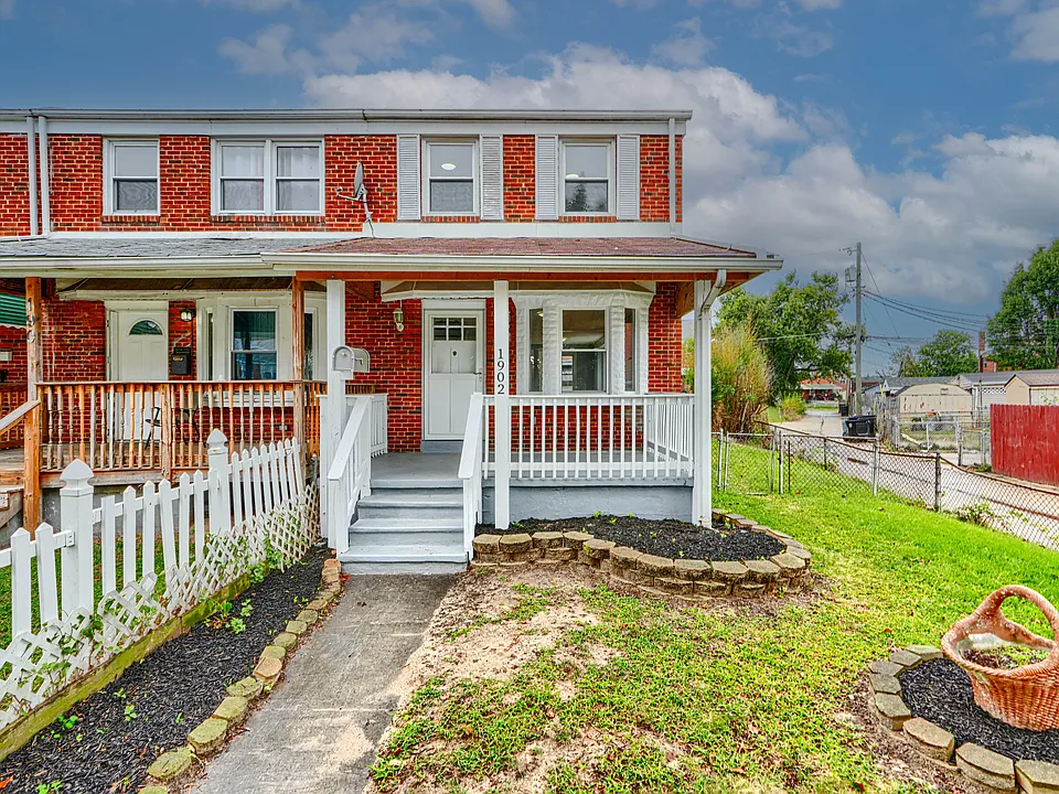1902 Kelmore Rd