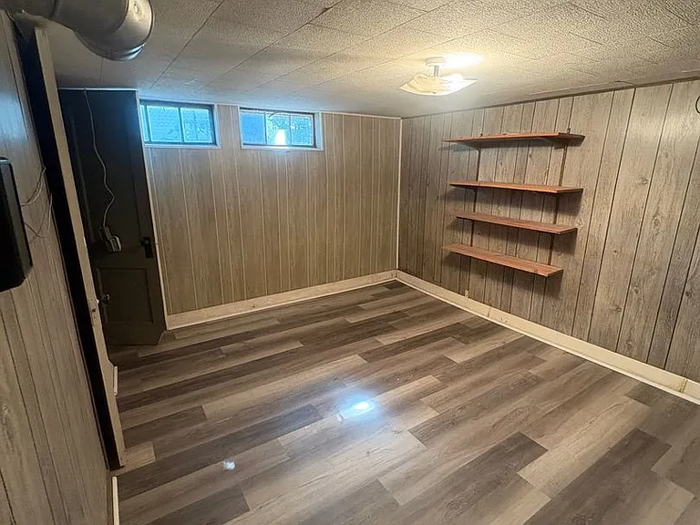 2511 W Downs Cir — Photo 11