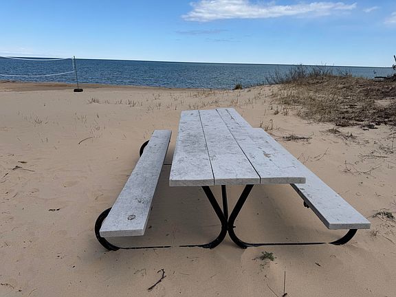 3rd image of 3855 Cajon Beach Rd