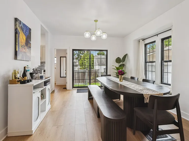 1433 Olivewood Ave — Photo 11