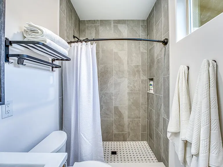 7 Sylvanella Ln — Photo 32