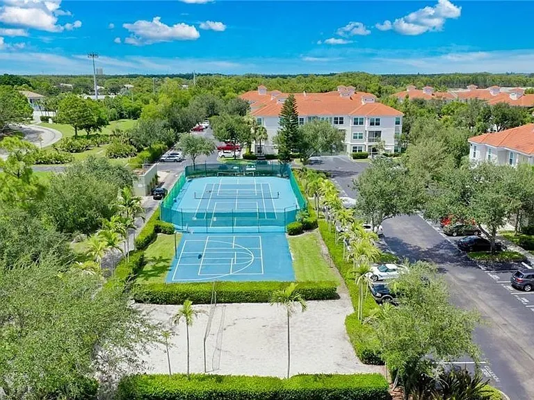 23500 Walden Center Dr #206 — Photo 42