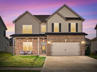 1483 Kingbird Dr, Clarksville, TN 37040