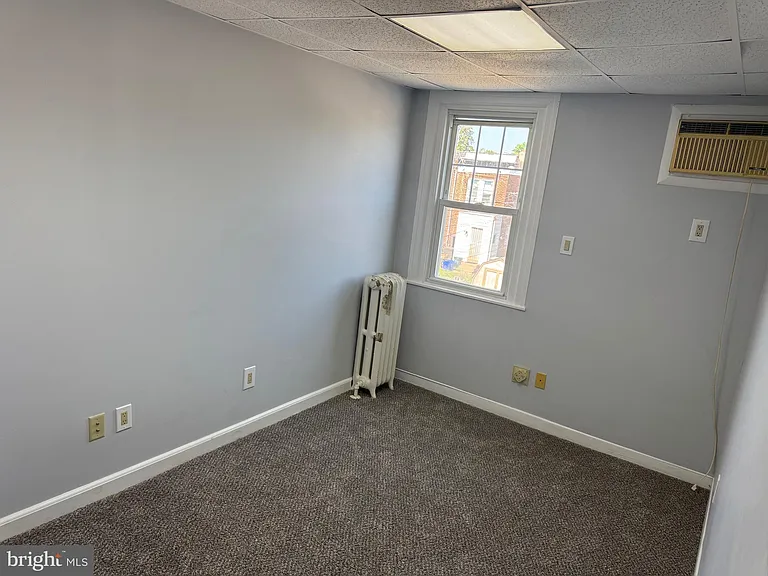 126 N Madison Ave — Photo 28