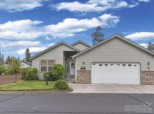129 N Wheeler Loop, Sisters, OR 97759