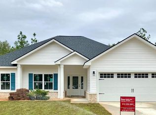 230 Linden Dr, Jesup, GA 31545