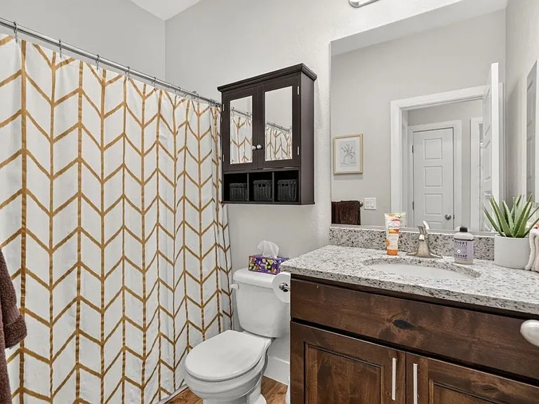 1024 N Silver Lode Ave — Photo 13